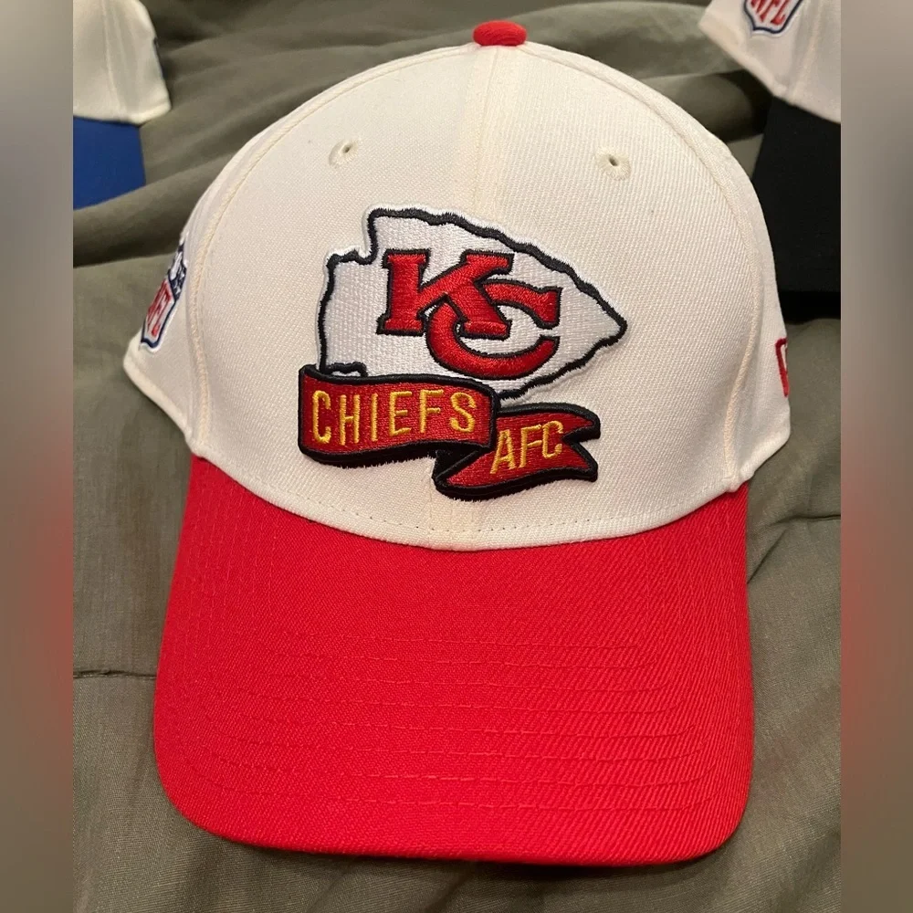 Kansas City Chiefs NFL New Era 39Thirty Cap Like New Medium/ Large